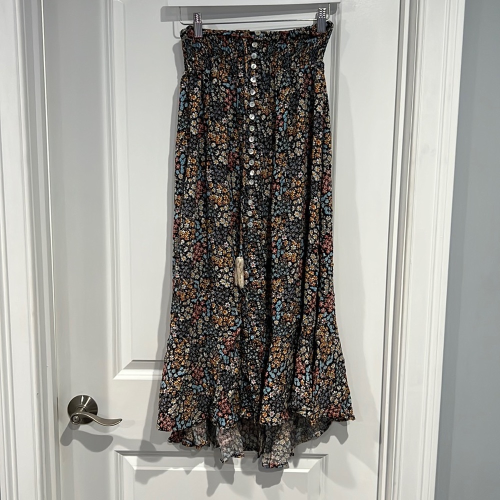 High low skirt
